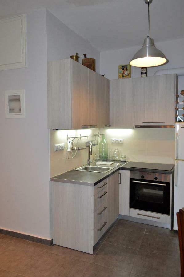 Central Kalamata Cozy Apartment Екстериор снимка